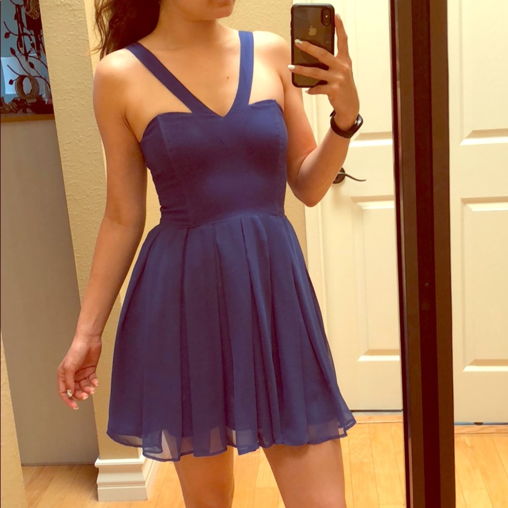 Blue dress